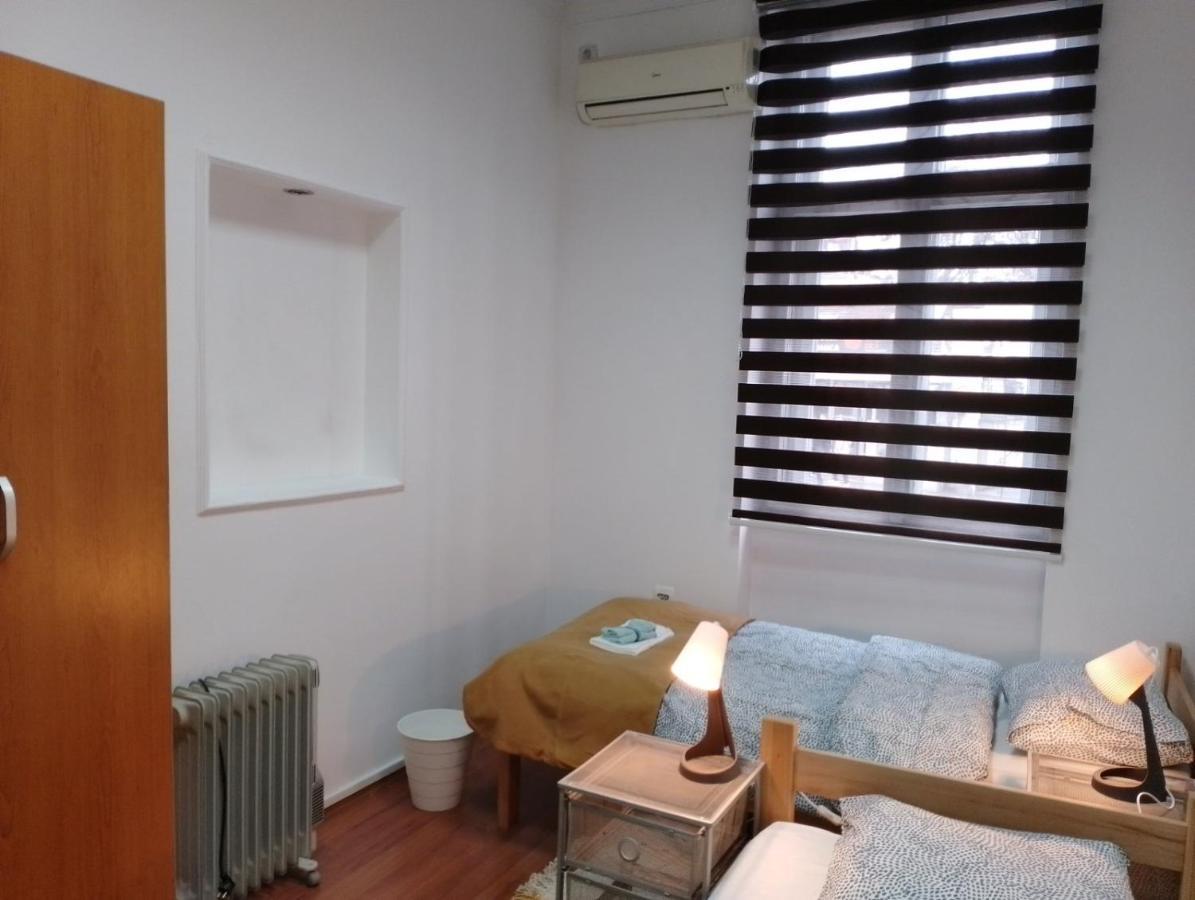 Hotel Mili Host à Belgrade Extérieur photo